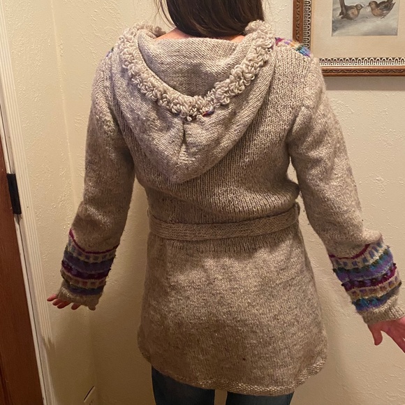 Lost Horizons Hand Knitted Beaded Wool Women’s Hooded sz Large Cardigan - Picture 11 of 11